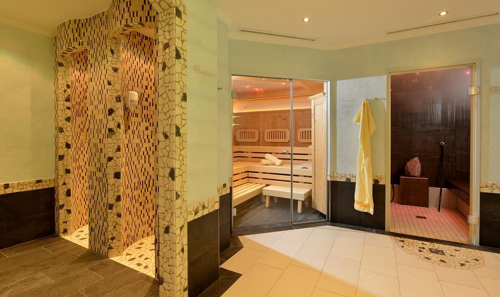 Hotel Laendenhof Superior Mayrhofen Luaran gambar