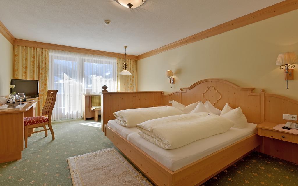 Hotel Laendenhof Superior Mayrhofen Luaran gambar